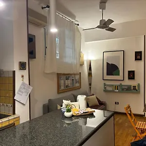 book-room-art-loft-stiloso-collina-vomero.hotels-amalfi.com/
